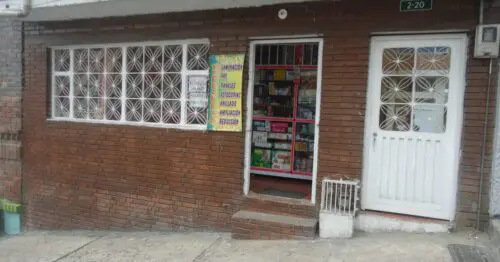 PAPELERIA CALLE 28 SUR CON 2 PAPELERIA CALLE 28 SUR CON 2
